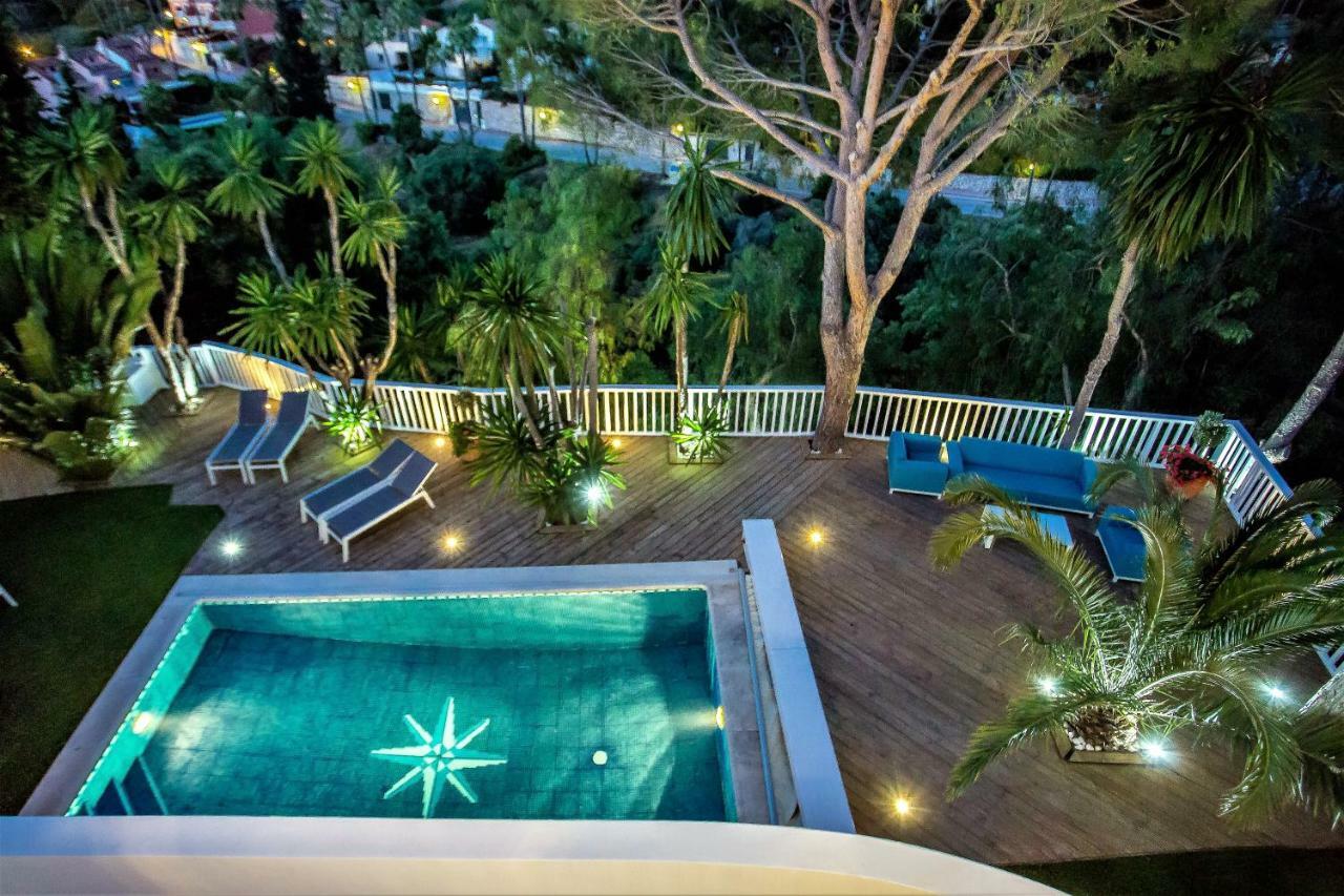 Luxury Villa With Swimming Pool And Jacuzzi มาร์เบยา ภายนอก รูปภาพ