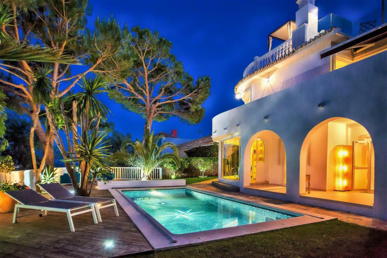 Luxury Villa With Swimming Pool And Jacuzzi มาร์เบยา ภายนอก รูปภาพ